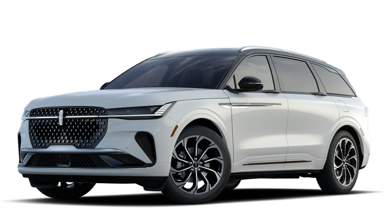 2026 Lincoln Nautilus Reserve in White Platinum Metallic Tri-Coat — front three-quarter view